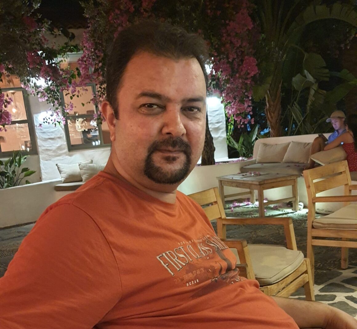 İHSAN CİHANGİR İLE HOŞ BİR SOHBET & “YEDİ HAFTA ON İKİ CİNAYET” 3 İHSAN CİHANGİR İLE HOŞ BİR SOHBET & “YEDİ HAFTA ON İKİ CİNAYET” 3